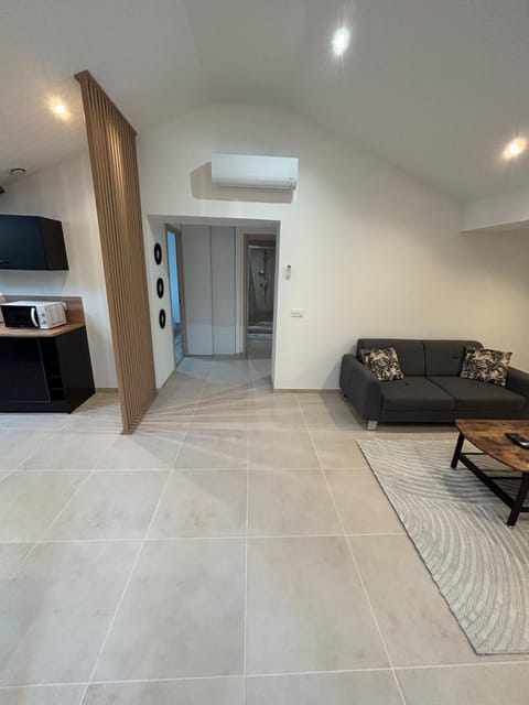 Appartement moderne rénové et tout équipé Apartment in Givors