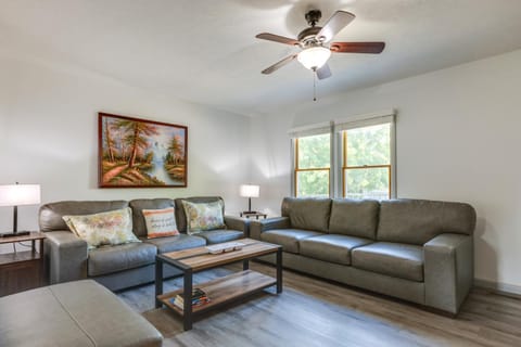 Family Home 2 Mi to Ark Encounter in Williamstown! House in Williamstown