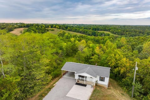 Hillside Home 5 Mi to the Ark in Williamstown! House in Ohio