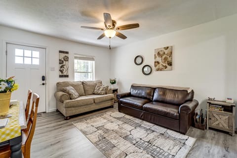 Walk to Main Street! Family Home in Williamstown House in Williamstown