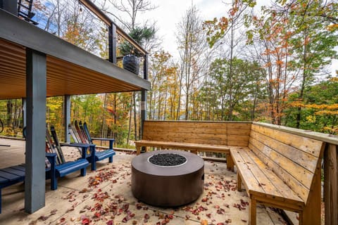 Spacious 6 Bedroom Chalet Near Holiday Valley Chalet in Ellicottville