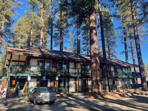 Tamarack Lodge Motel Motel in Dollar Point