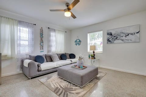 2130 McKinley st Hollywood FL 33020 House in Hollywood