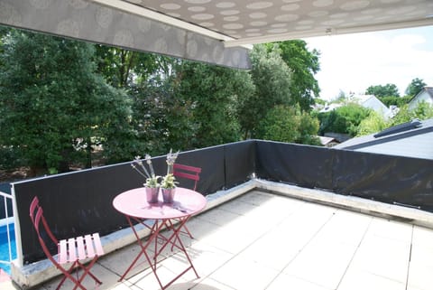 Patio, Day, Garden view, Garden view