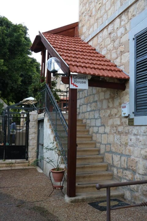 Rosa Guest House Pensão in Haifa