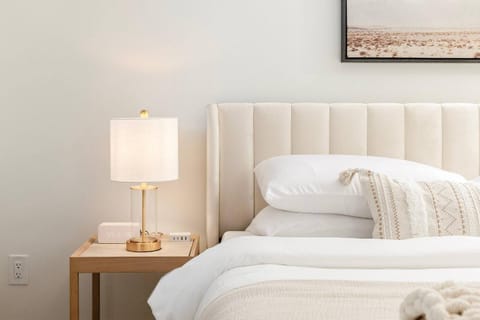 Bed, Decorative detail, Bedroom