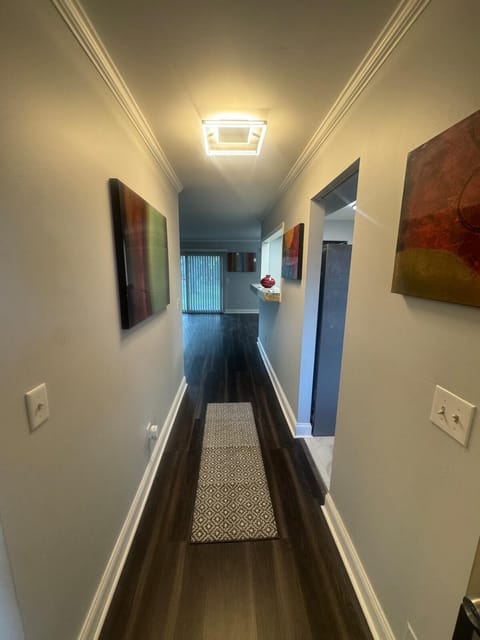 Suburban Retreat 15 Mins to Downtown Detroit House in Southfield