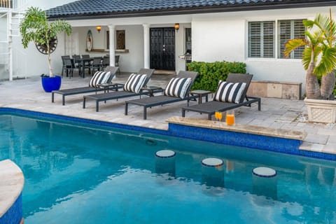 Patio, Pool view, Swimming pool