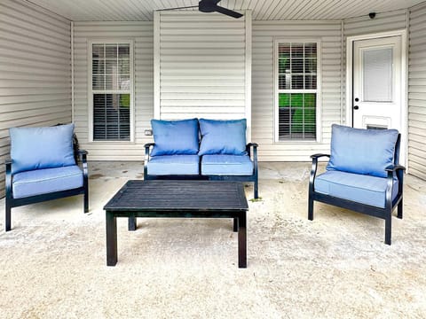 Razorback Retreat- 5 mi to University of Arkansas House in Fayetteville