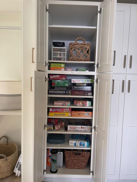 Beachfront Luxury with 4BR and Views House in Marysville