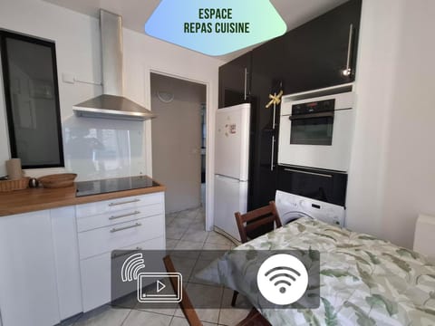 Kitchen or kitchenette, Text overlay, oven, stove, toaster