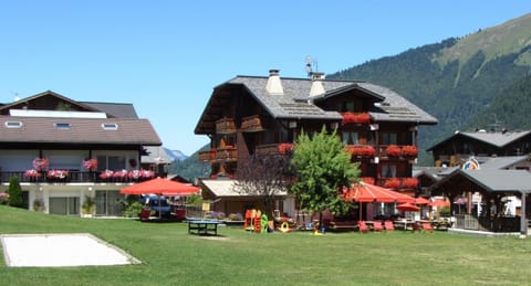 Résidence Frond'Neige Apartment hotel in Montriond