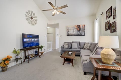 The Cozy Oak - 4BR Family Home House in Colorado