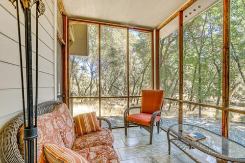 All-Season Outdoor Base Camp Gold Country Home! House in Calaveras County