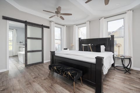 Downtown Indy Retreat Hot Tub Arcade Sleeps 16 House in Indianapolis