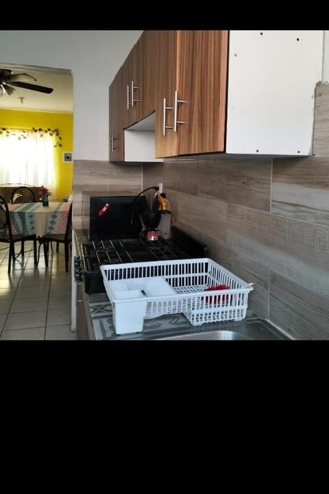 Casa Ambar Aire acondicionado y FACTURA House in Villa de Álvarez