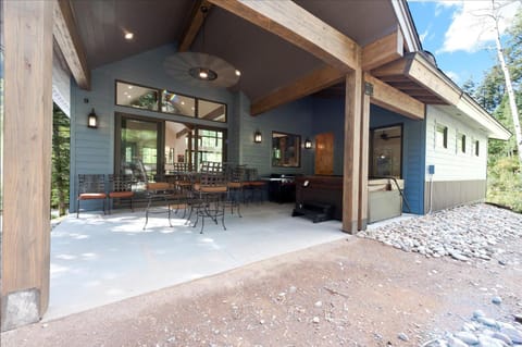 200 Engineer Drive House in Colorado