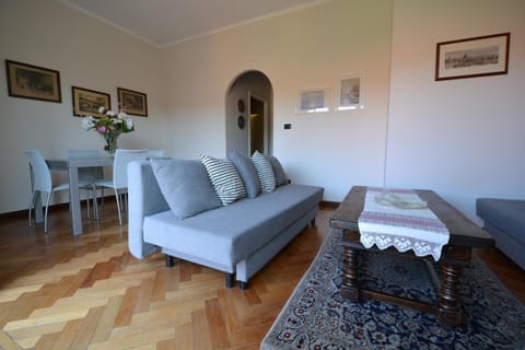 Magenta Apartment Condominio in Varese