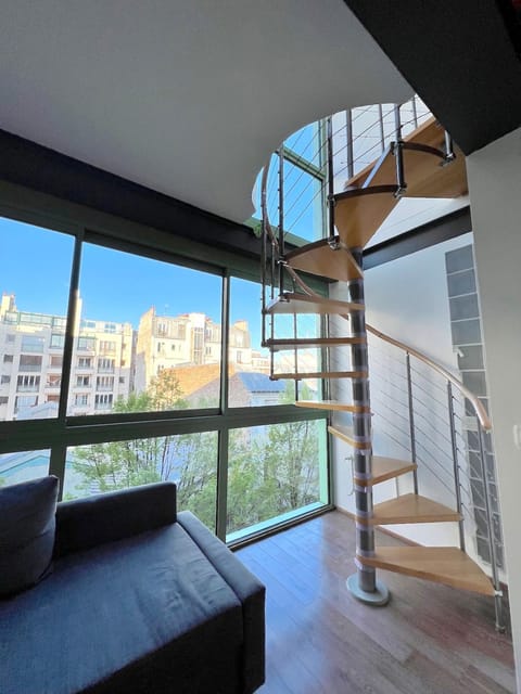 Living room, Quiet street view