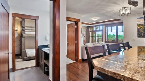 Decorative detail, Dining area, Meals