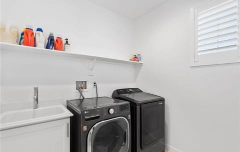 Rois Yucaipa House in Yucaipa