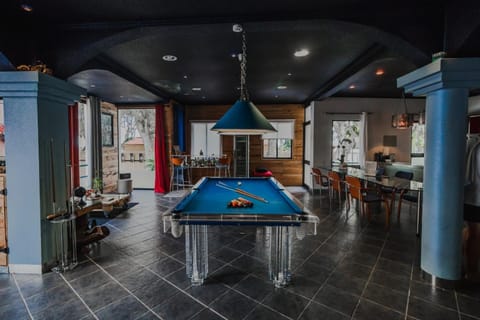 Billiard, Game Room, Living room