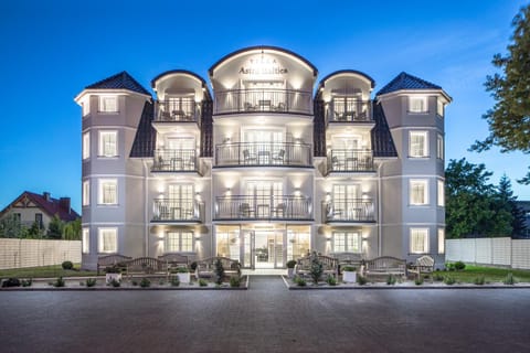 Property building, Facade/entrance, View (from property/room), Parking