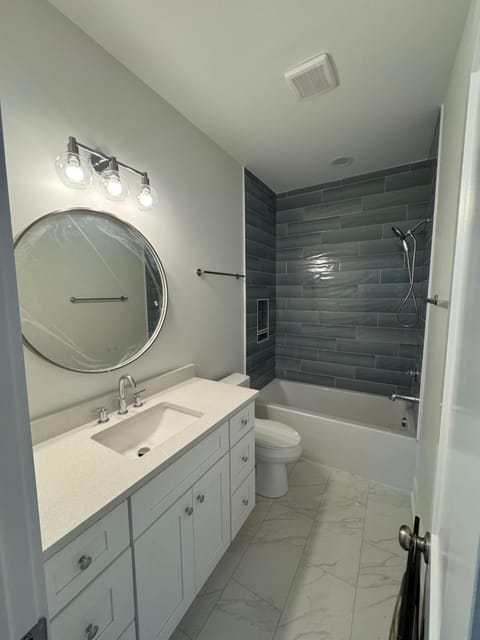 Summer Vibes - 6BR Luxury Home with Private Pool House in Orange Beach