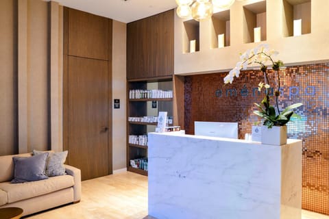 Property building, Spa and wellness centre/facilities, Seating area