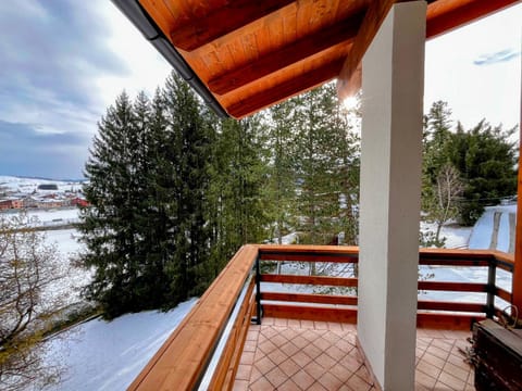 View (from property/room), Balcony/Terrace