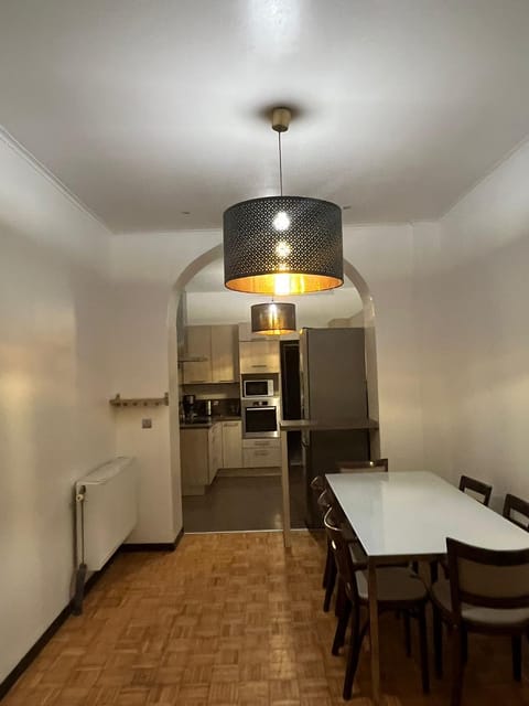 Midi Tracks Apartment Apartment in Saint-Gilles