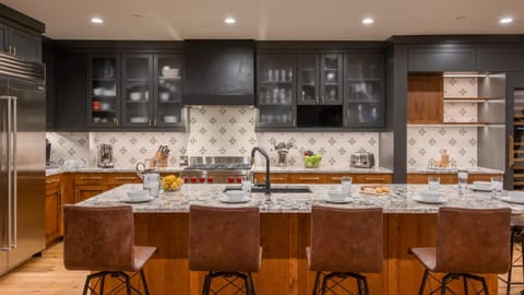 One Steamboat Place #408 Horsetooth Mountain Apartment in Steamboat Springs