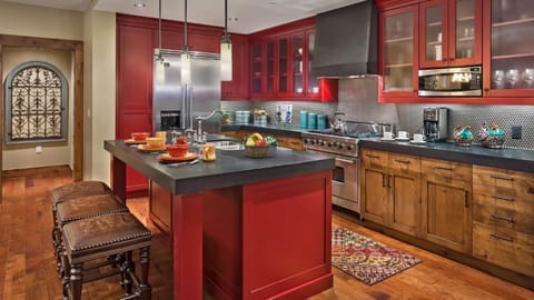 One Steamboat Place #709 Lone Star Mountain Apartment in Steamboat Springs