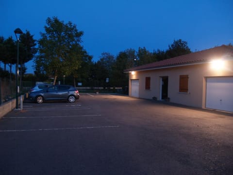 Facade/entrance, Night