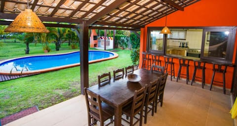 Day, Dining area, Swimming pool