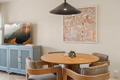 Modern oceanview condo at Lawai Beach Resort! New! Apartment in Poipu