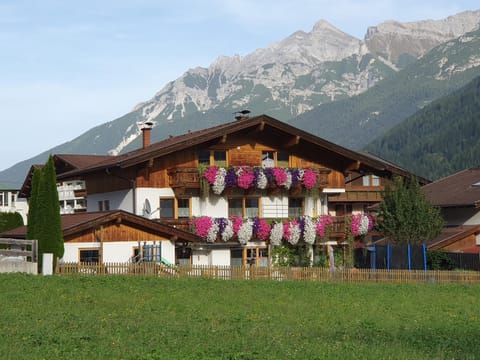 Property building, Day, Natural landscape, Mountain view