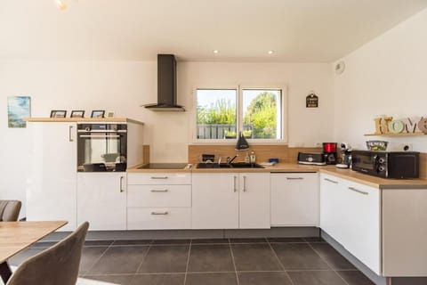 Ty Menez - Maison neuve proche commerces et plages House in Plérin