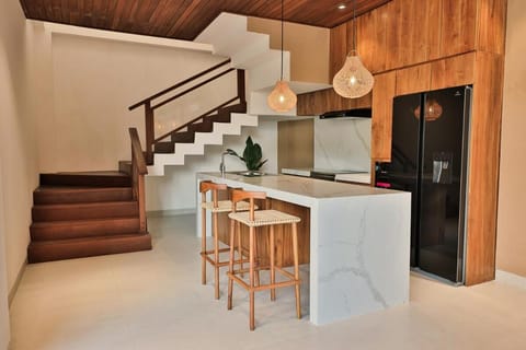 Semesta Sepuluh Villa - A Modern Tropical Escape Villa in North Kuta