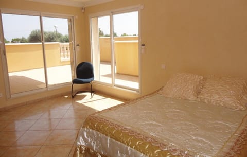 4 Bedroom Cozy Home In Grau Dagde Haus in Agde