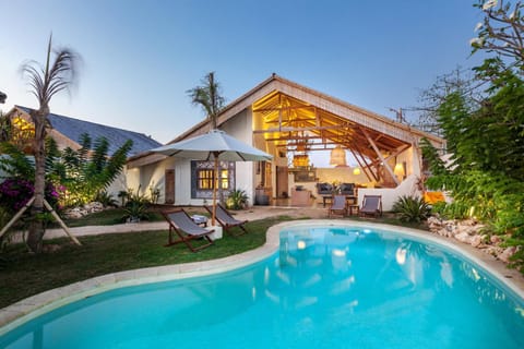 Pool view, Swimming pool, Swimming pool