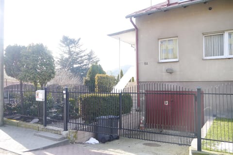 Property building, Neighbourhood, Street view