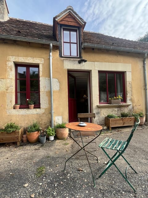Maison du Perche La Perrière House in La Perrière
