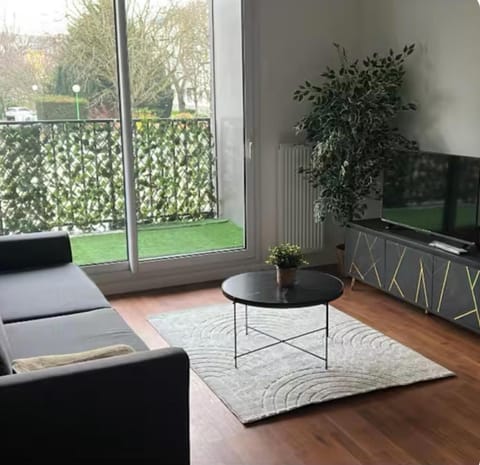 Communal lounge/ TV room, TV and multimedia