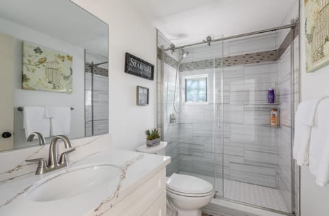 Alii Hale home House in Holualoa