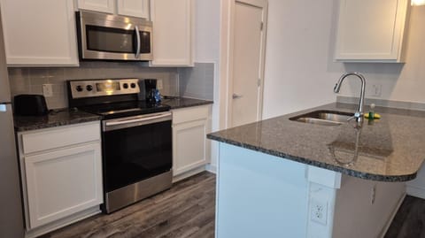 Cozy Stay in Heart of Leander Apartment in Leander