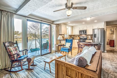 Armstrong Apartment House in Lake Junaluska