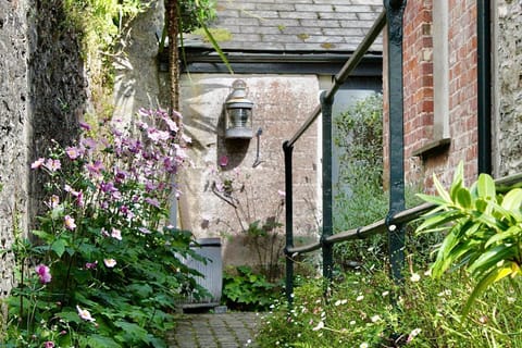 Antonia's Pearls Villa in Saint Austell