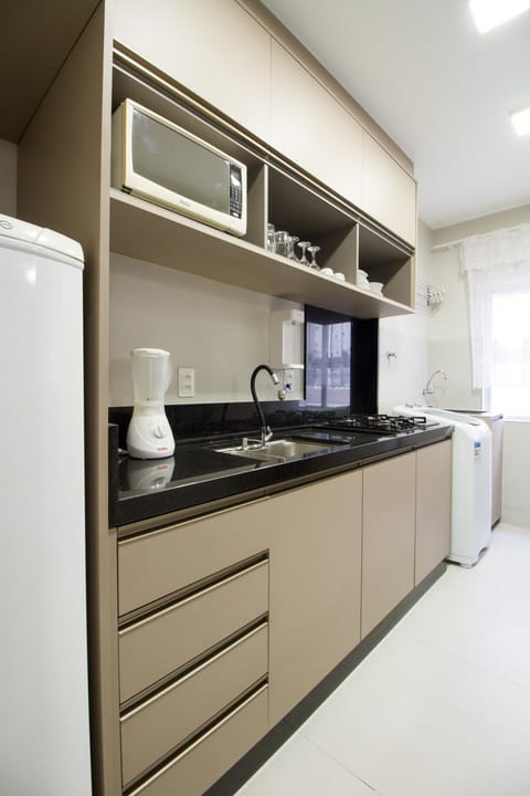 Kitchen or kitchenette, minibar, pet friendly, stove, laundry, kitchen