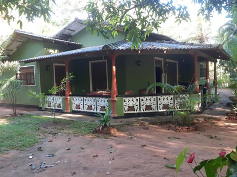 Green Bamboo House Vacation rental in Dambulla